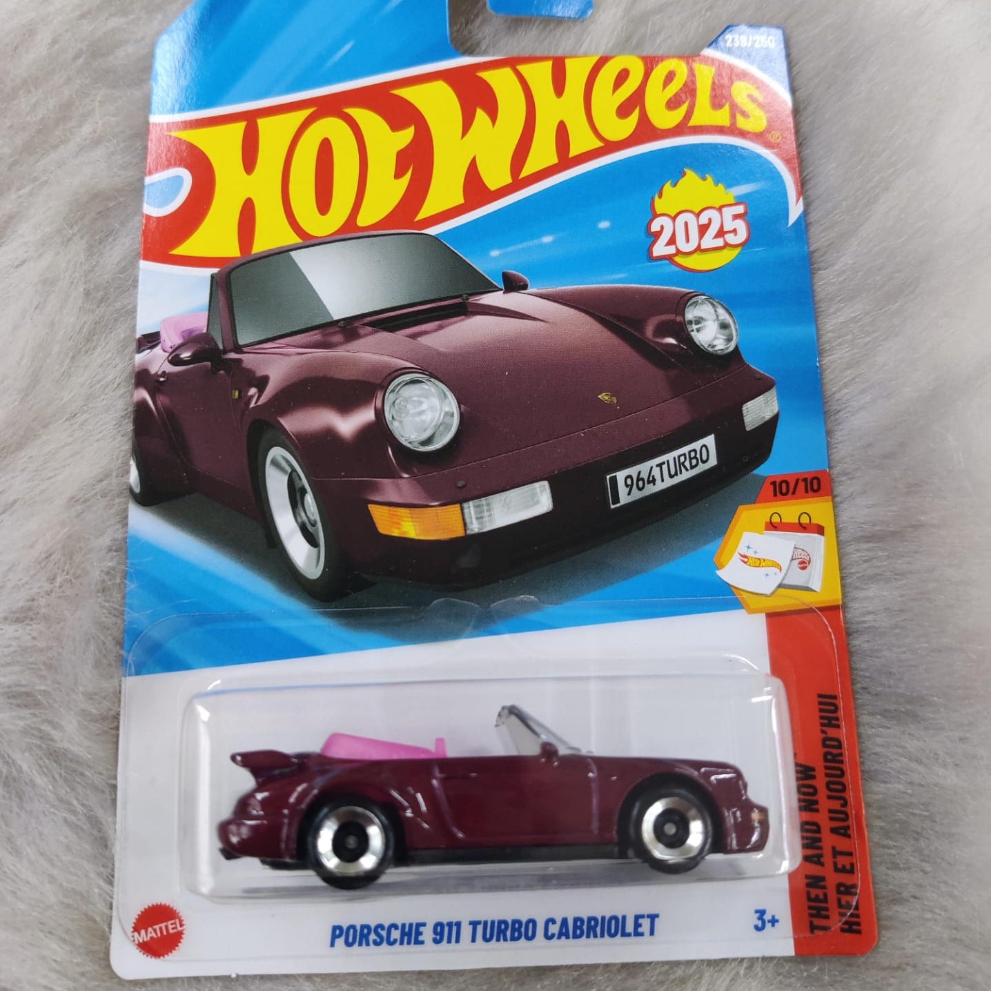 Hot Wheels 2025 N Case Vehicle Exclusive Collection - Porsche 911 Turbo Cabriolet