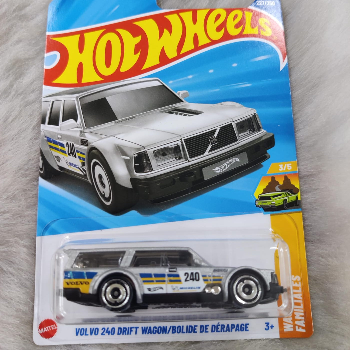Hot Wheels 2025 N Case Vehicle Exclusive Collection - Volvo 240 Drift Wagon / Bolide De Deparage