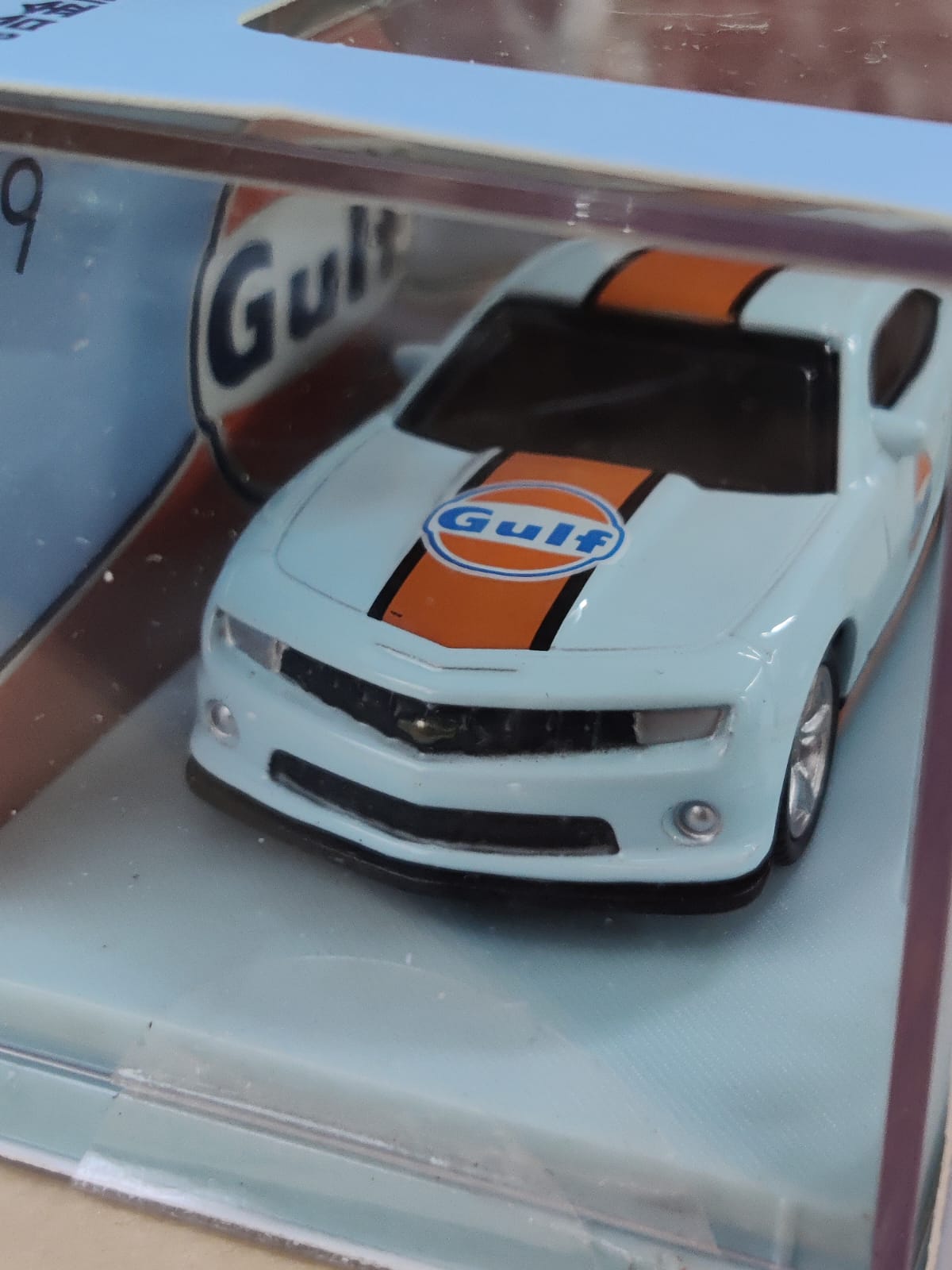 Scale 1 :64 CCA Chevrolet Camro Metal Model Car With Acrylic Case