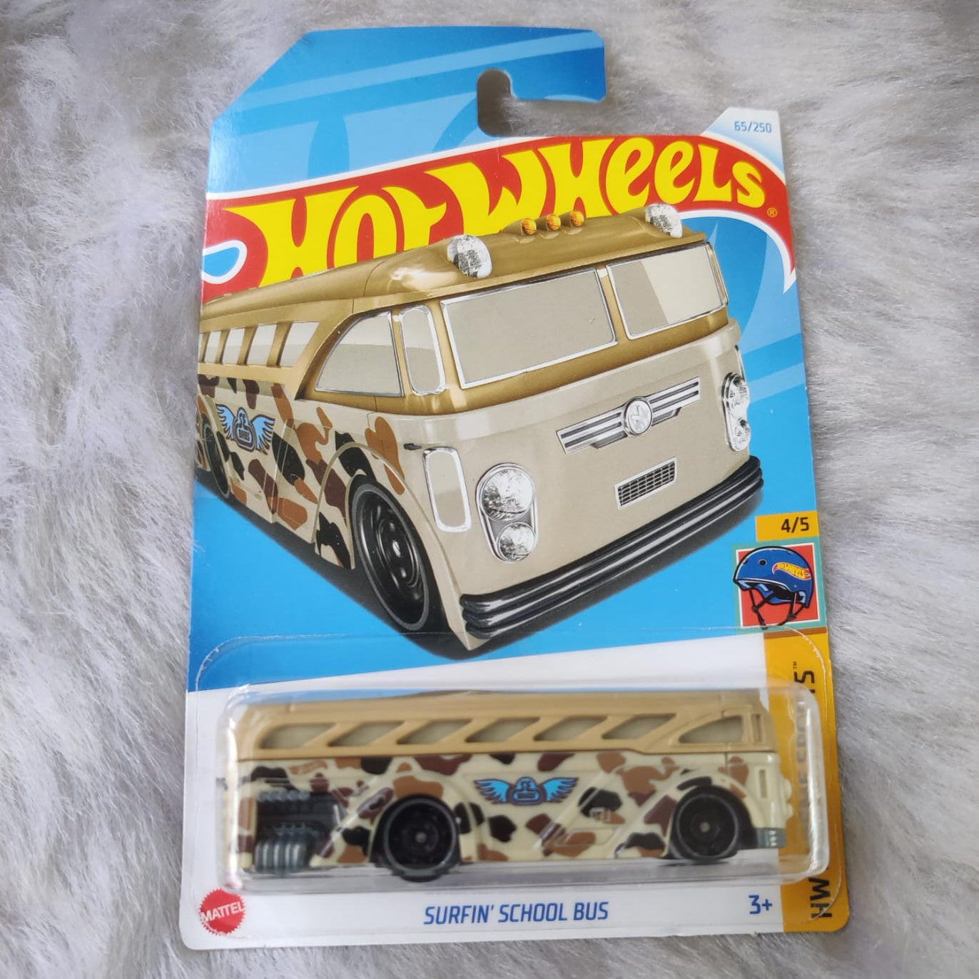 Hot Wheels Imported Rare Vehicle Collection - C Case - Surfin' School Bus