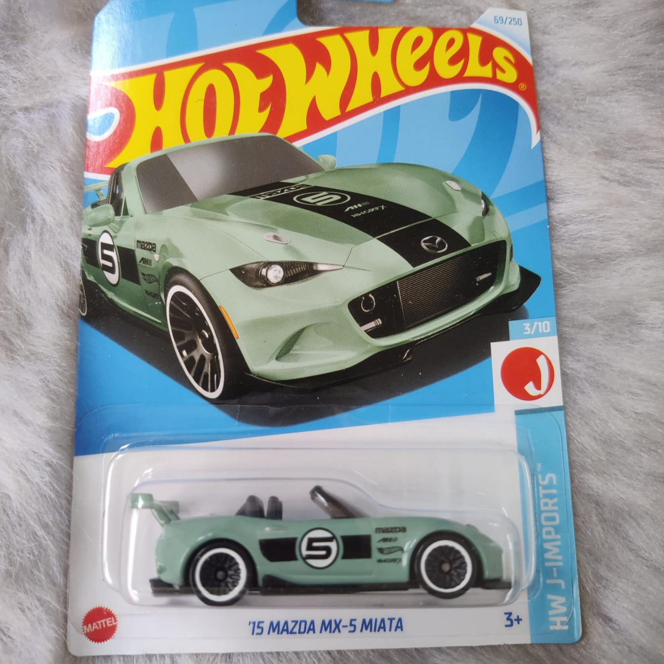 Hot Wheels Imported Rare Vehicle Collection - C Case -  '15 Mazda MX-5 Miata