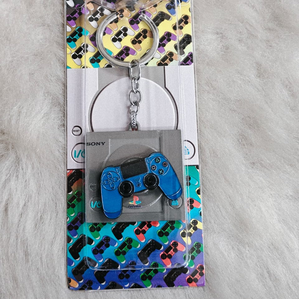 Gaming Controller Rotating Metal Keychain - Blue