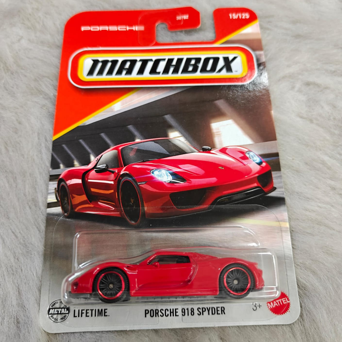 Matchbox Scale 1 : 64 Vehicles Exclusive Collection - Porsche 918 Spyder