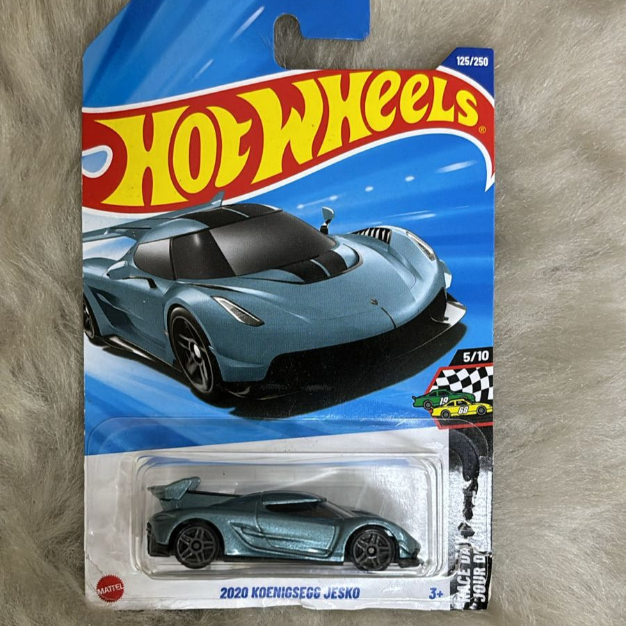 Hot Wheels Vehicle Collection - 2020 Koenigsegg Jesko - Card Damaged - Broken Blister - Car In Mint Condition (Copy)