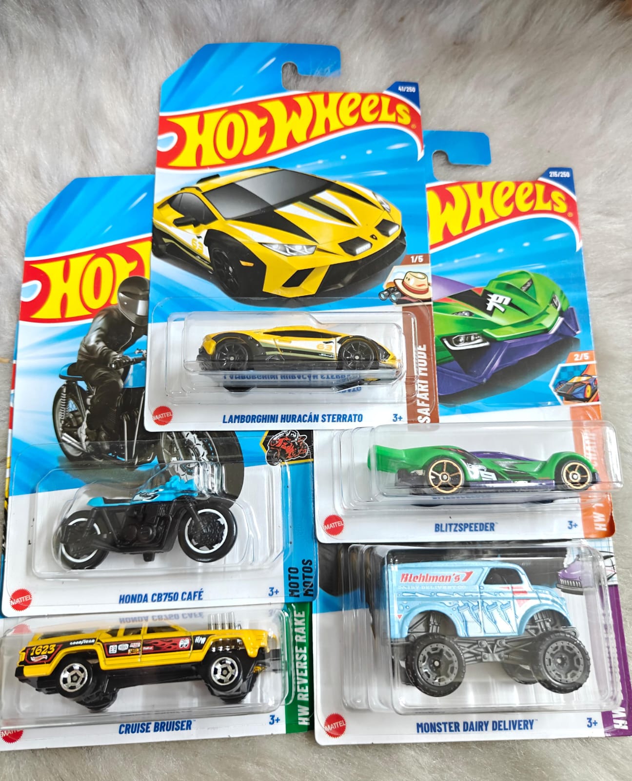 Hot Wheels Combo - Set Of 5