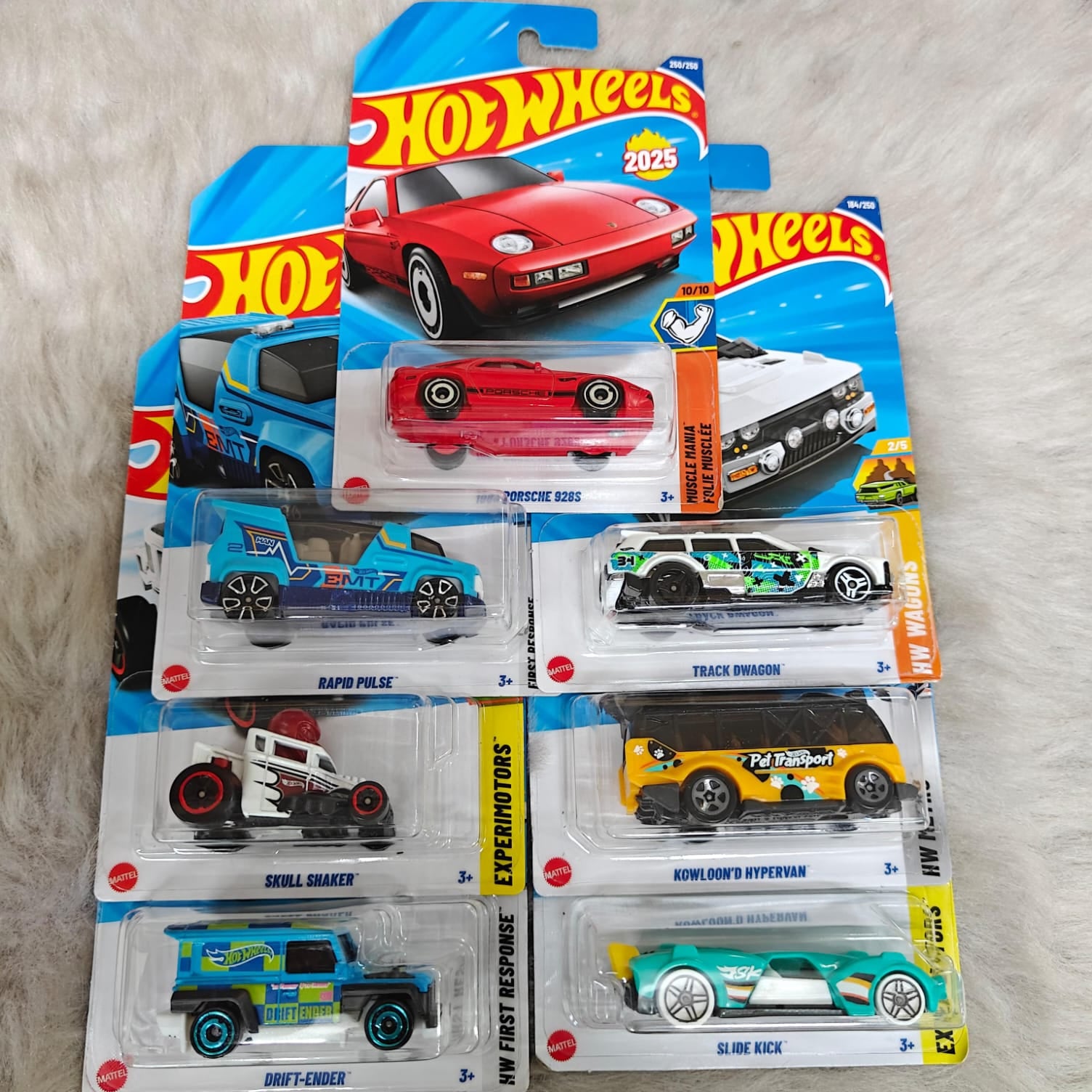 Hot Wheels Combo - Set Of 7