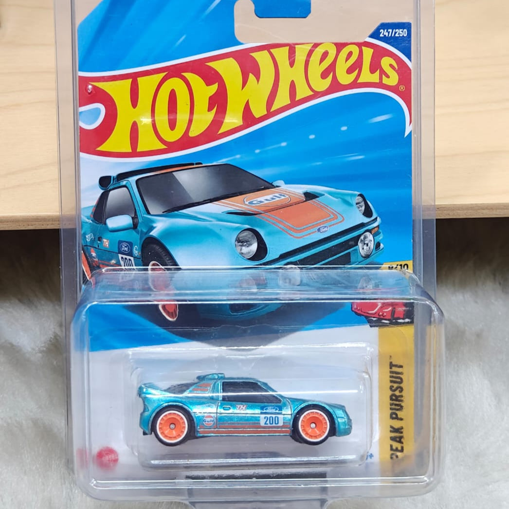 Hot Wheels Q case 2025 Vehicle Collection - Super Treasure Hunt Ford S200 - No COD Available on this Product