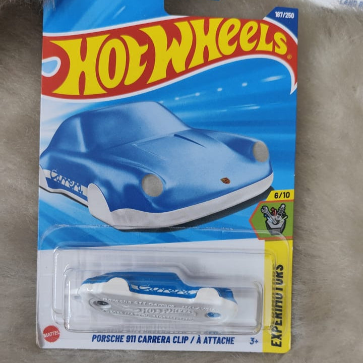 Hot Wheels Q case 2025 Vehicle Collection - Porsche 911 Carrera Clip A / Attache