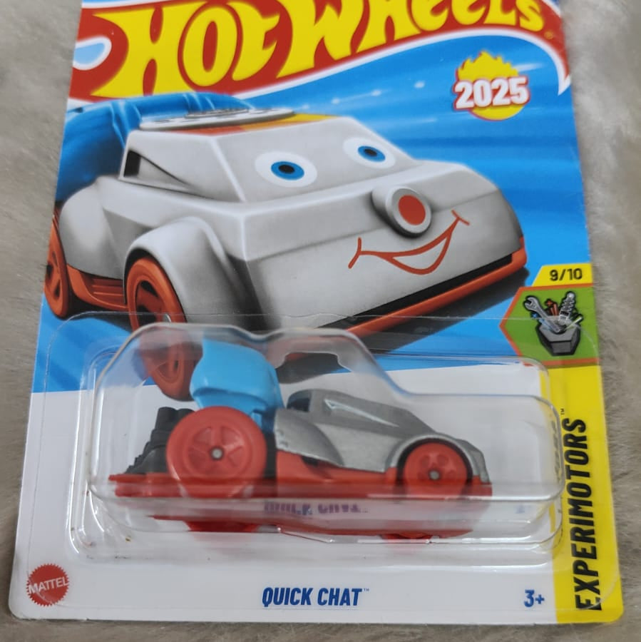 Hot Wheels Q case 2025 Vehicle Collection - Quick Chat