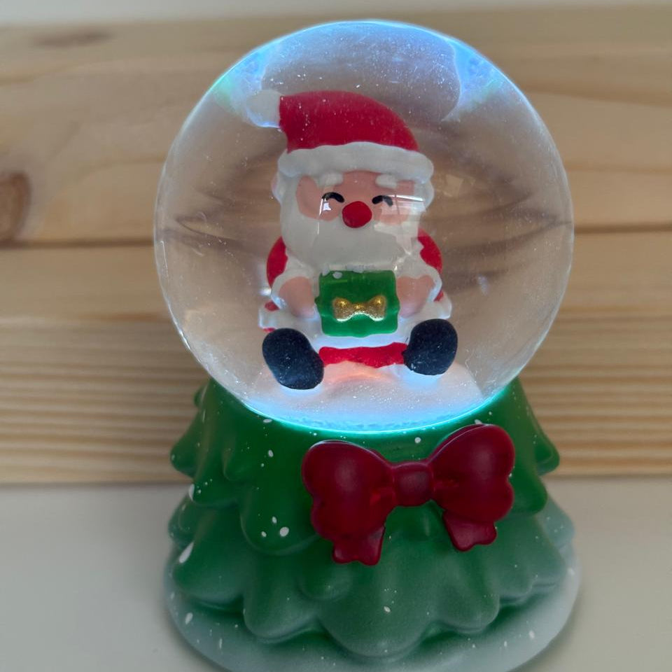 Christmas Snow Globe Decorative Showpiece With RGB Colour Changing Lights (9 Colours)