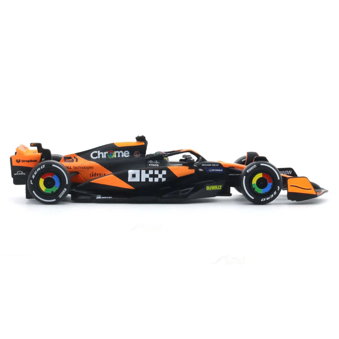 Bburago - 1/43 Diecast Scale Model - 2024 McLaren F1 Team MCL38 - 81 Oscar Piastri