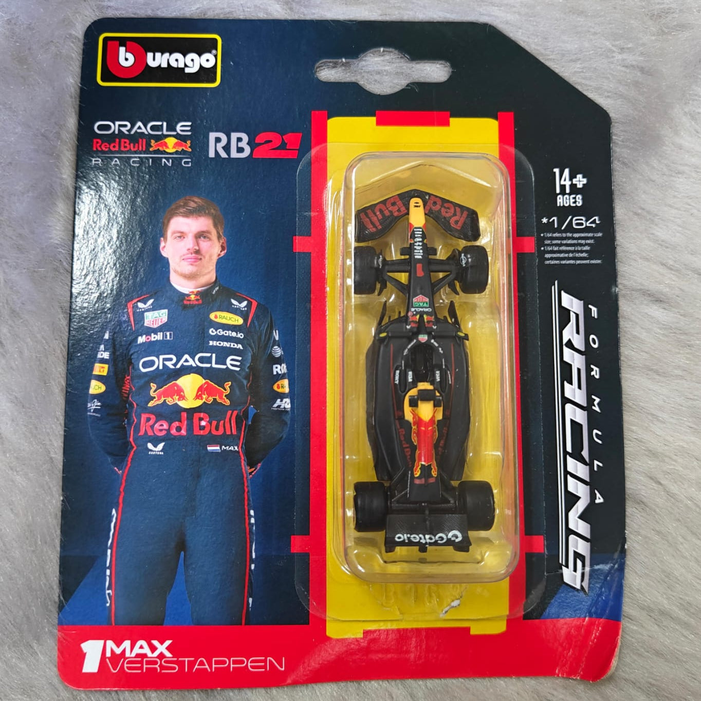Official Bburago Formula Racing  1 : 64 Diecast Scale Model - Oracle Red Bull Racing RB21 1 Max Verstappen Card Creased - Product in Mint condition