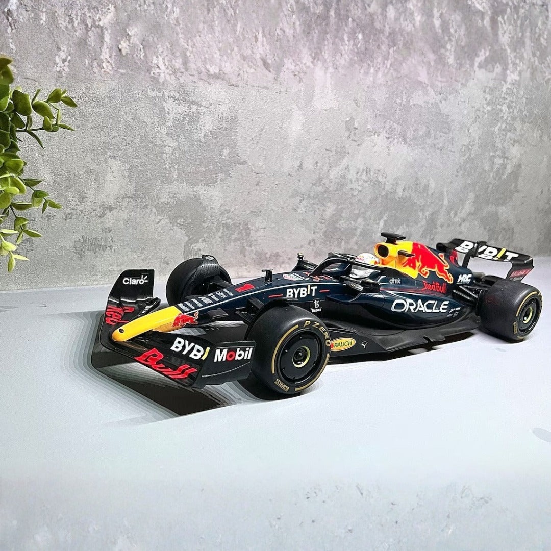 Rastar Scale 1 : 12 Oracle Red Bull Racing RB18 2.4GHz Formula F1 Remote Control Car