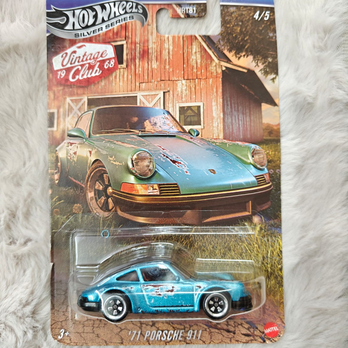 Hot Wheels Imported 2025 Silver Series 1968 Vintage Club Cars  1:64 Scale - '71 Porsche 911