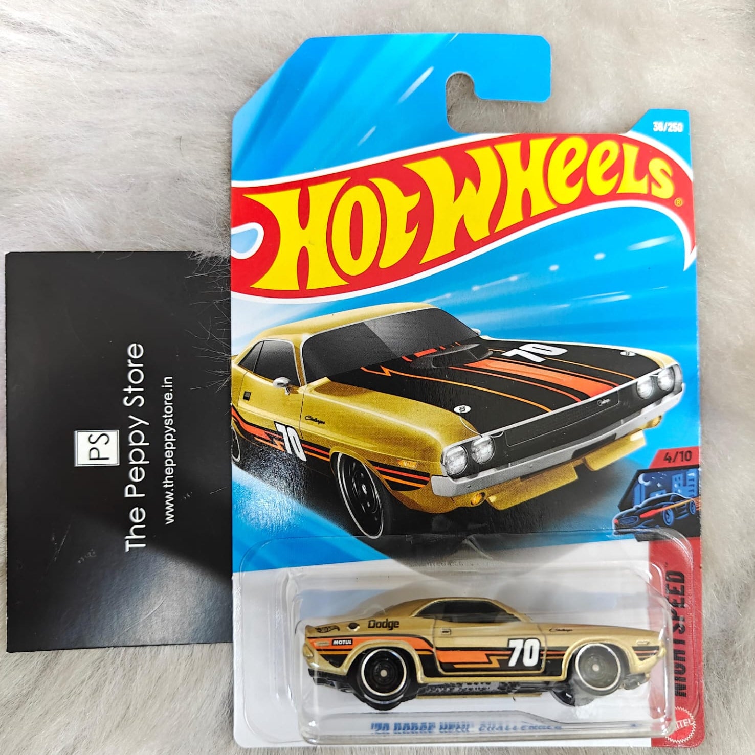 Hot Wheels 2026 Imported B case Vehicle Collection - '70 Dodge Hemi Challenger