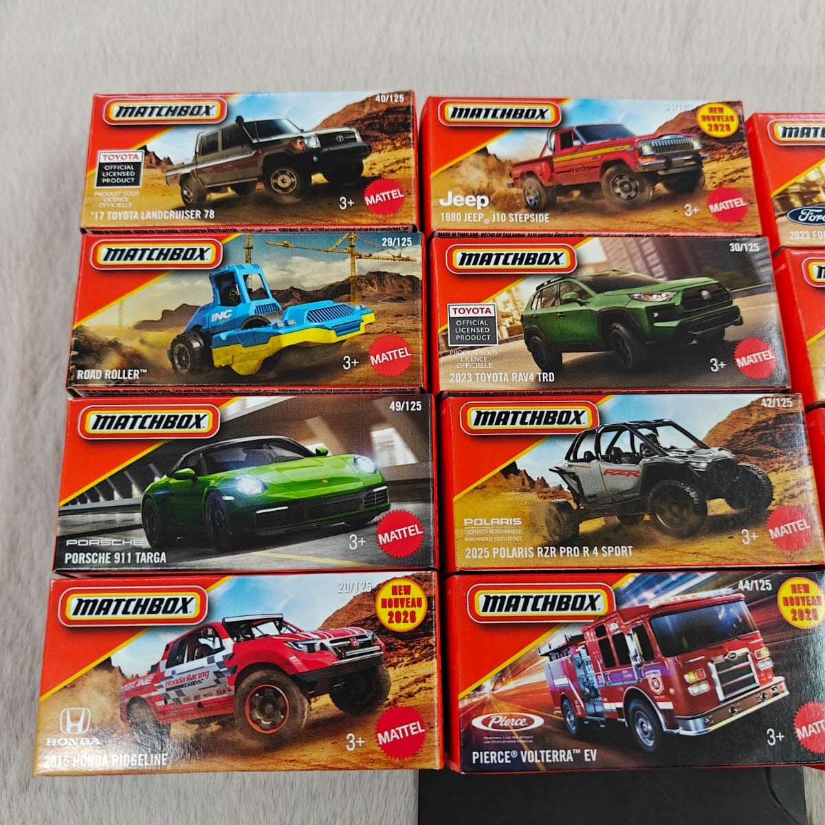 Matchbox Scale 1 : 64 Vehicles Exclusive Collection - Set of 12