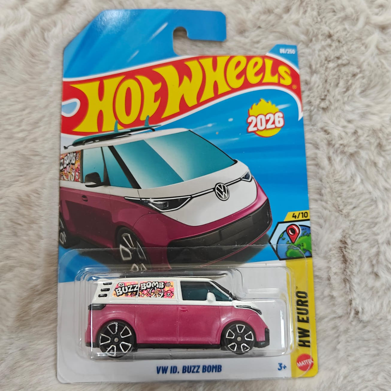 Hot Wheels 2026 Imported D Case Vehicle Collection - VW ID Buzz Bomb