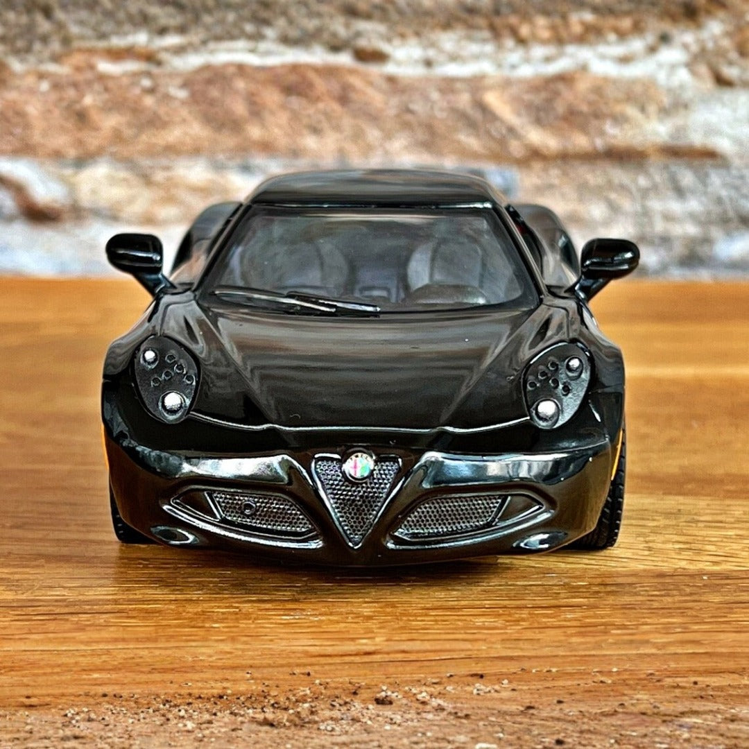 Kinsmart Metal Scale 1 : 32 Diecast Scale Model with Openable Doors and Pull Back Action- 2013 Alfa Romeo 4C