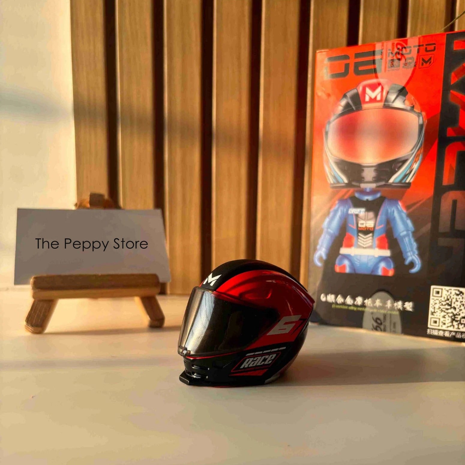 Helmet Biker Version Motor Cycle Rider Diecast Model