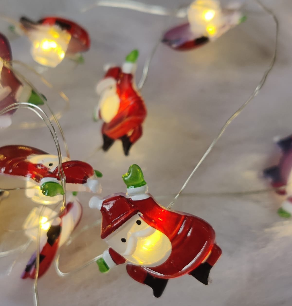 Decorative Santa Claus String Light - 1.5 mts (Approx) - Battery Operated - 20 Pcs Santa