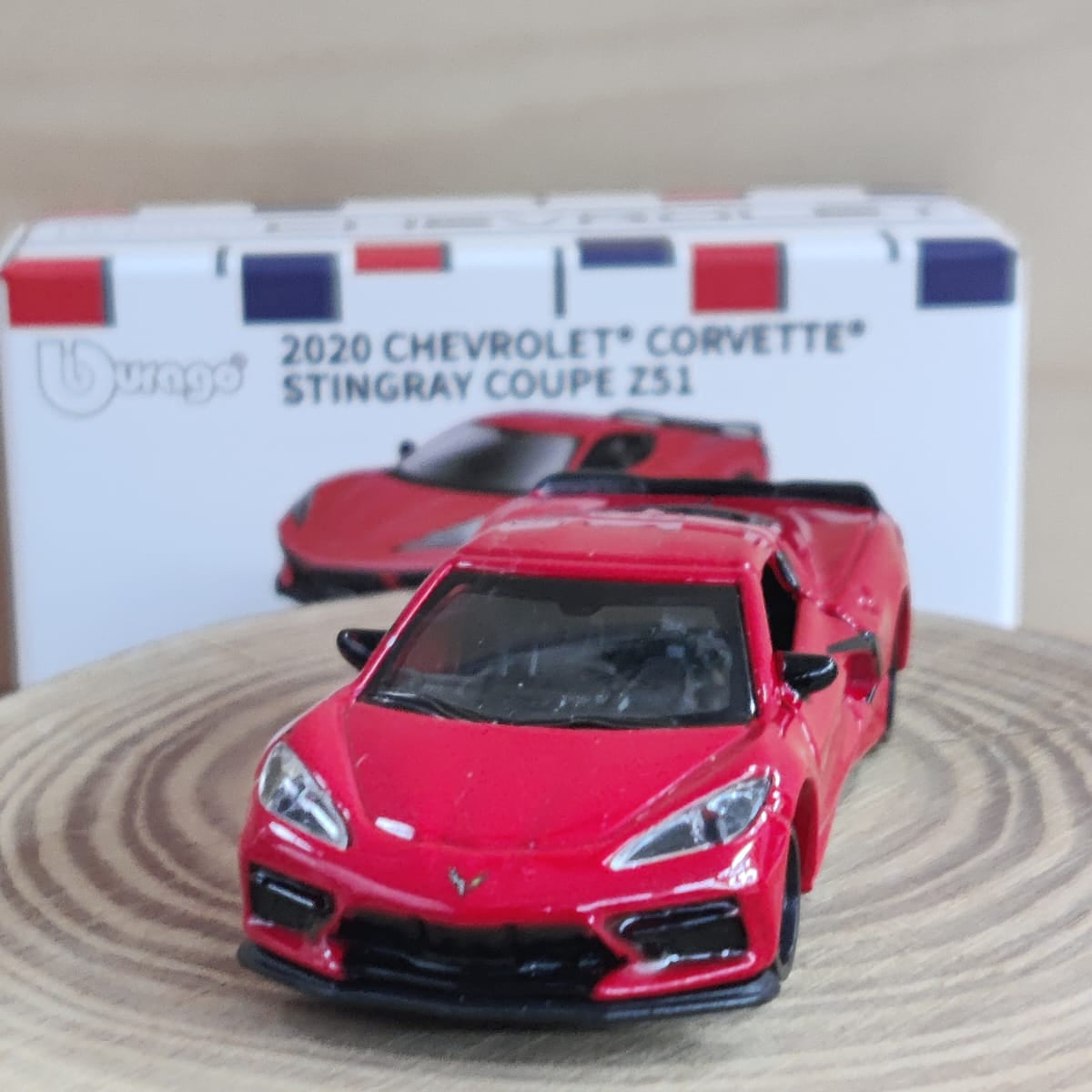 Official Bburago 2020 Chevrolet Corvette Stingray Coupe Z51 - Red - 1 : 64 Diecast Scale Model
