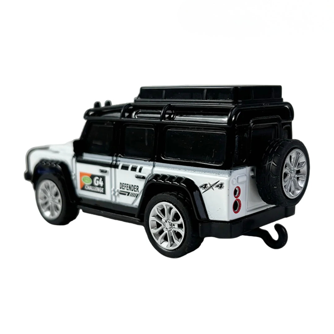 Trasped Land Rover Defender Scale 1:64 2.4 GHz R/C Alloy Model Car