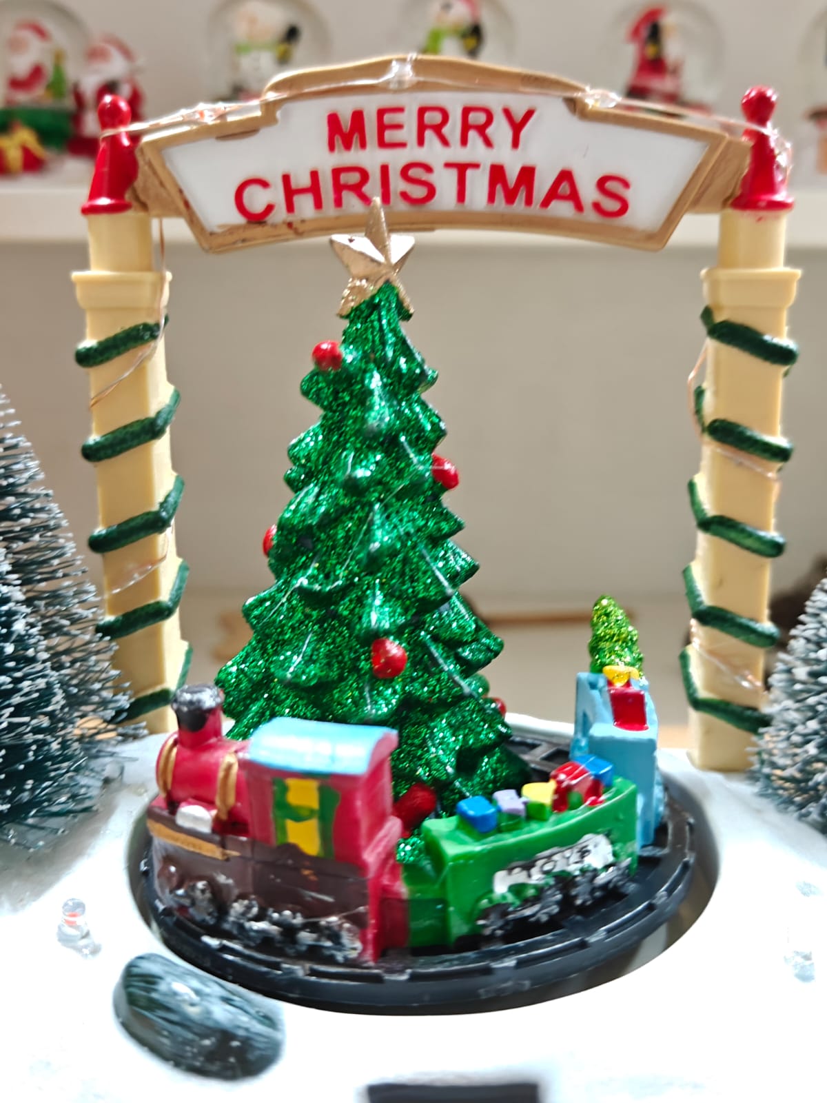 Merry Christmas Decorative Showpiece With Light  (Size 18*13.5*15.5 Cm) - Works on Usb and Battery Operated Both