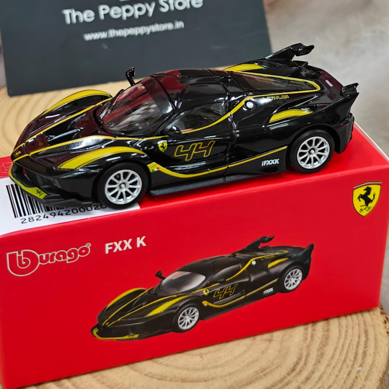 Official Bburago Fxx K - 1 : 64 Diecast Scale Model