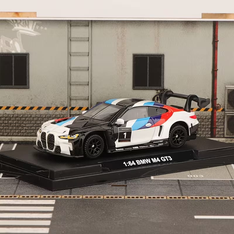 Scale 1 :64 CCA 007 BMW M4 GT3 With Acrylic Case