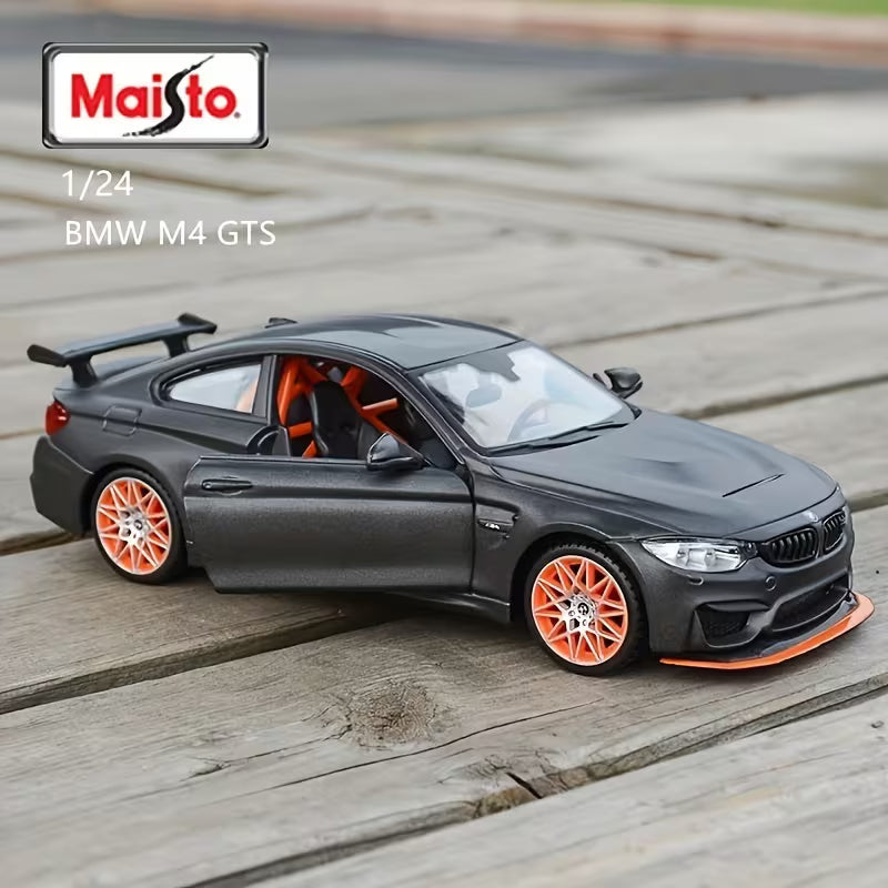 Maisto - 1 : 24 Diecast Scale Model - Collectors Collection - BMW M4 GTS - Official Licensed Product