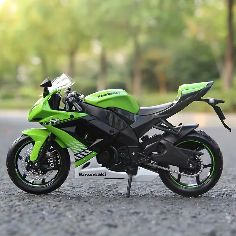 Maisto - 1 : 12 Diecast Scale Model - Official Licensed Product - KAWASAKI NINJA ZX 1OR