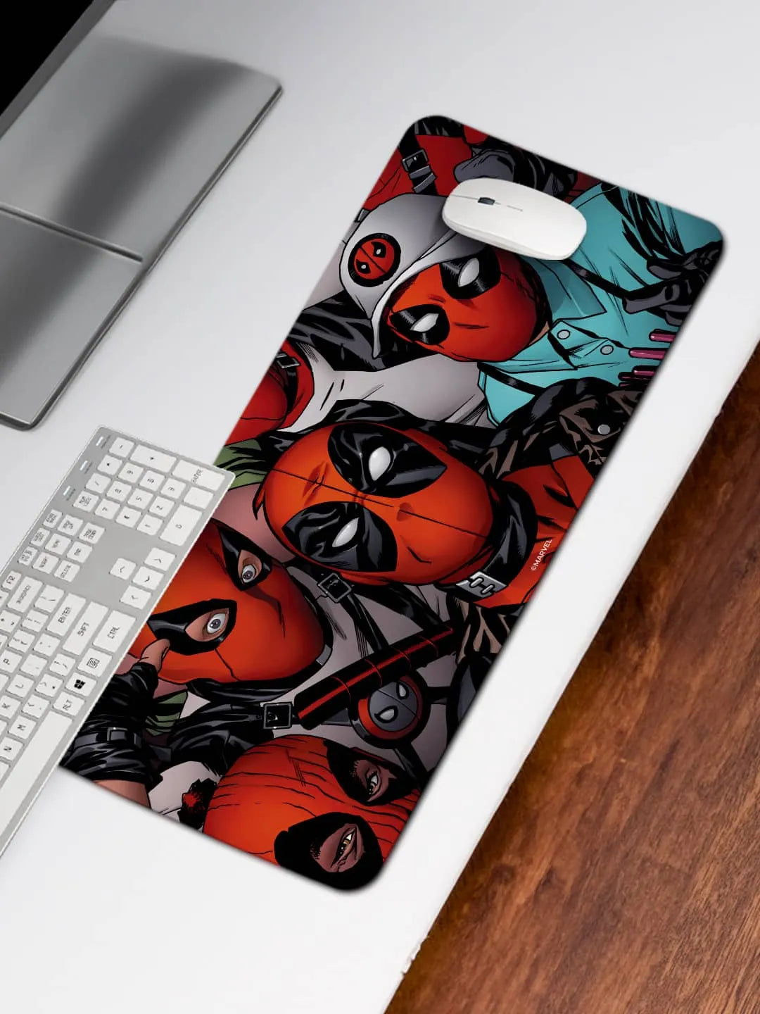 Deadpool Verse Desk Mat - Neoprene - Medium