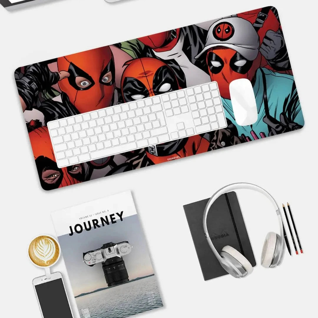 Deadpool Verse Desk Mat - Neoprene - Medium