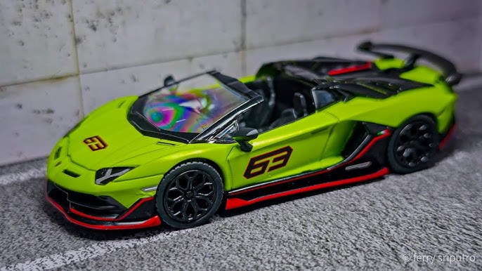 Mini GT Lamborghini Aventador SVJ 63 Roadster Verde Shock- Code 887