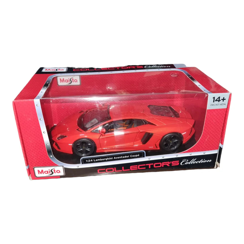 Maisto - 1 : 24 Diecast Scale Model - Collectors Collection - Lamborghini Aventador Coupe - Official Licensed Product