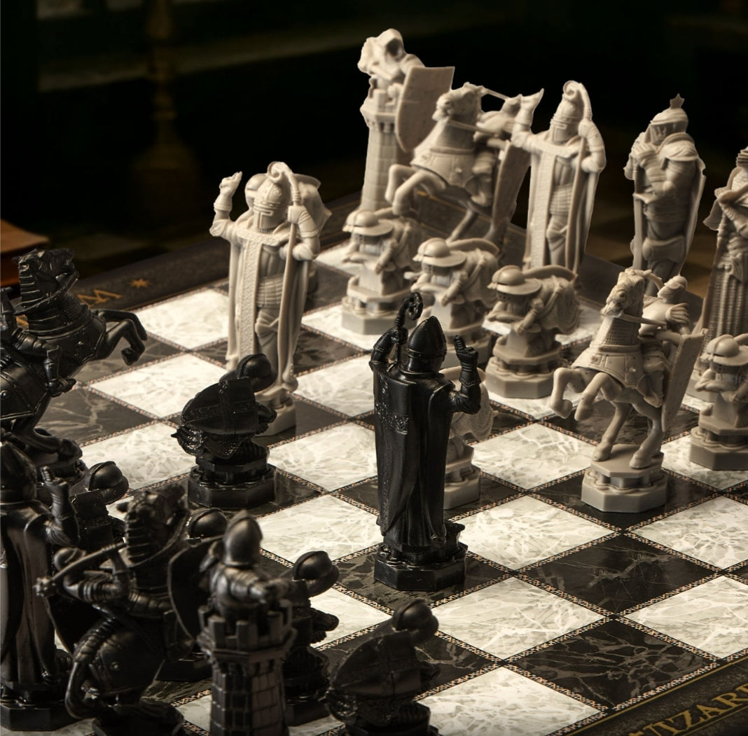 Harry Potter  Chess Set