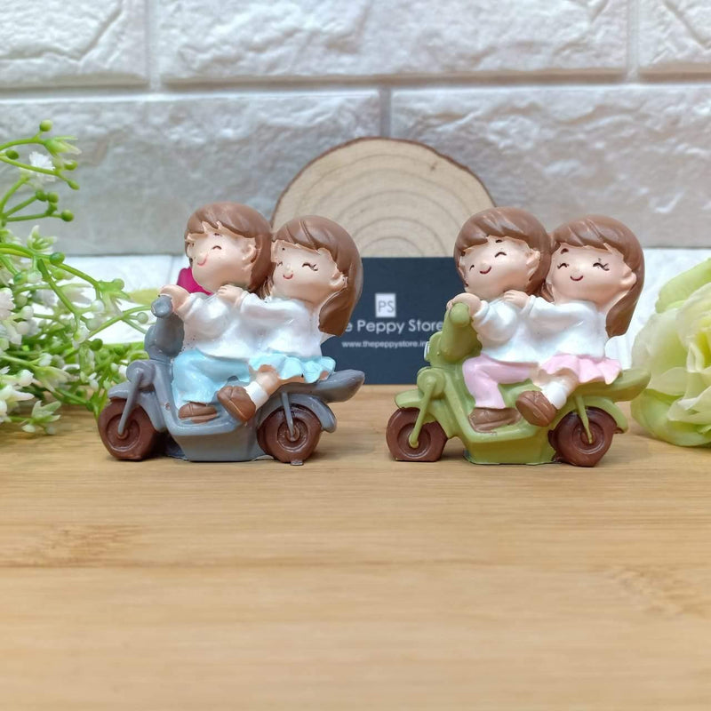 Cute Couple Bike Miniature ( Size - 6 x 5.5 x 3cm ) - ThePeppyStore