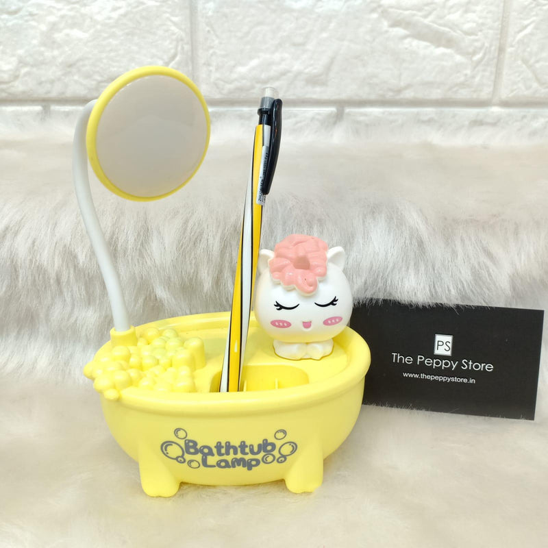 Cute Bathtub Table Lamp / Pencil Stand - ThePeppyStore