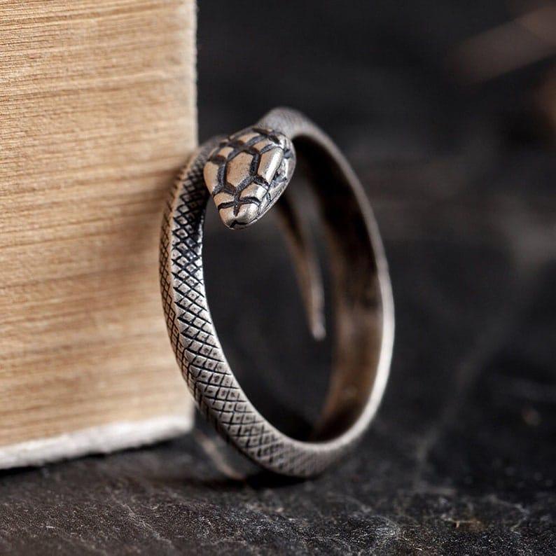 Silver Snake Ring - ThePeppyStore