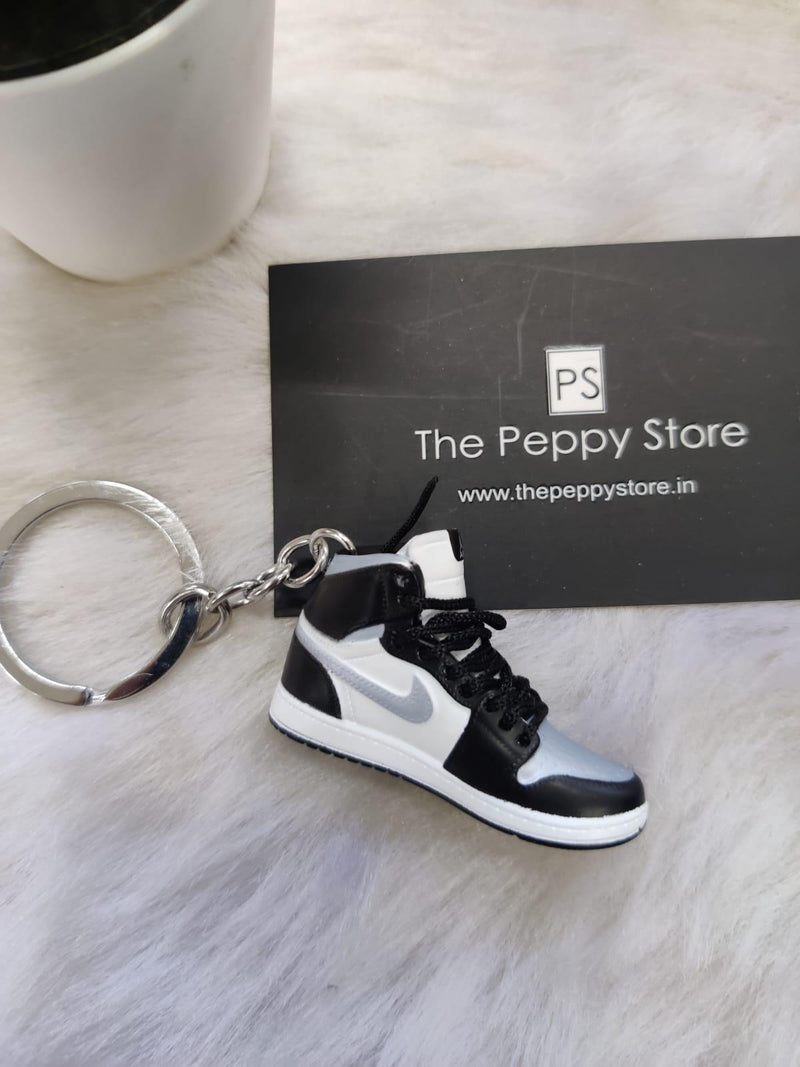 3D Sneaker Keychain - ThePeppyStore
