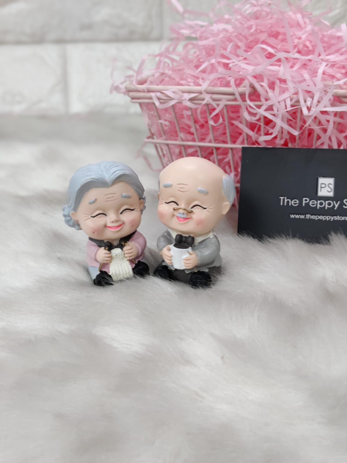 Cute Old Couple Sitting Desk Figures - 6cm -Set Of 2 - ThePeppyStore